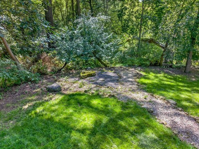 7116 Applewood Drive, Madison, WI 53719