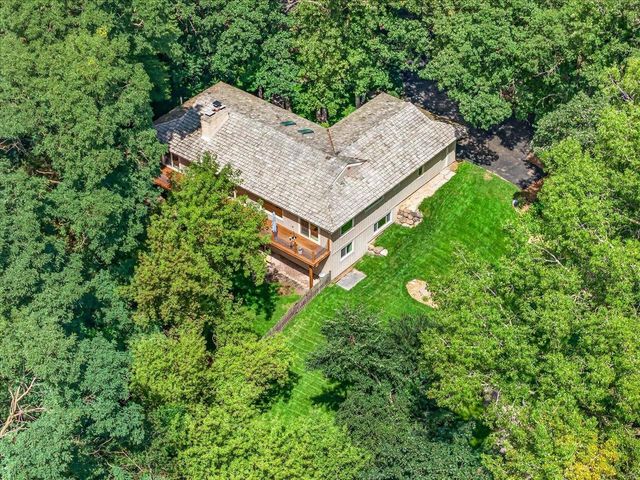 7116 Applewood Drive, Madison, WI 53719