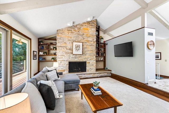 7116 Applewood Drive, Madison, WI 53719