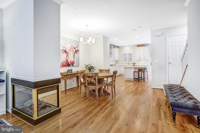 1505-D N COLONIAL TER, Arlington, VA 22209