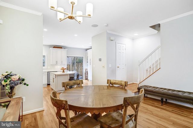 1505-D N COLONIAL TER, Arlington, VA 22209