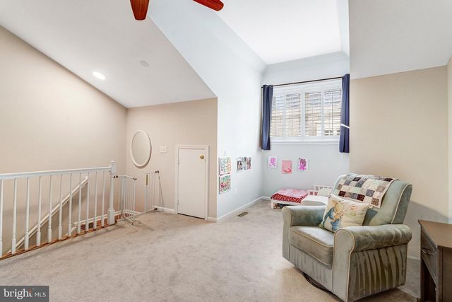 1505-D N COLONIAL TER, Arlington, VA 22209