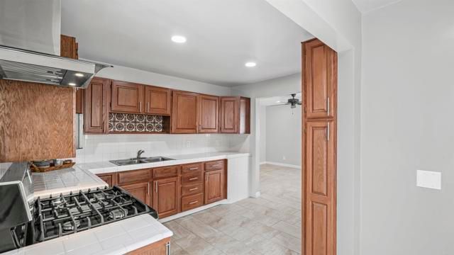 4521 G St, San Diego, CA 92102