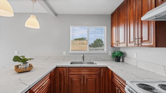 4521 G St, San Diego, CA 92102