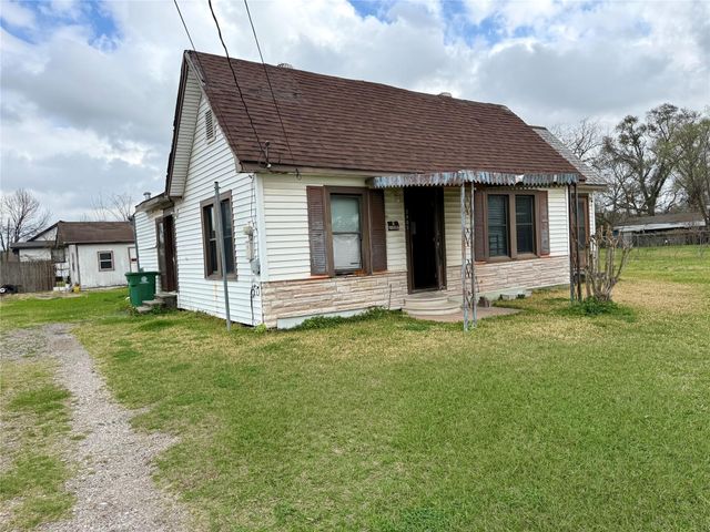 2405 Mann Street, Houston, TX 77093