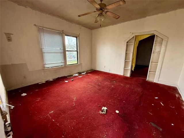 2405 Mann Street, Houston, TX 77093