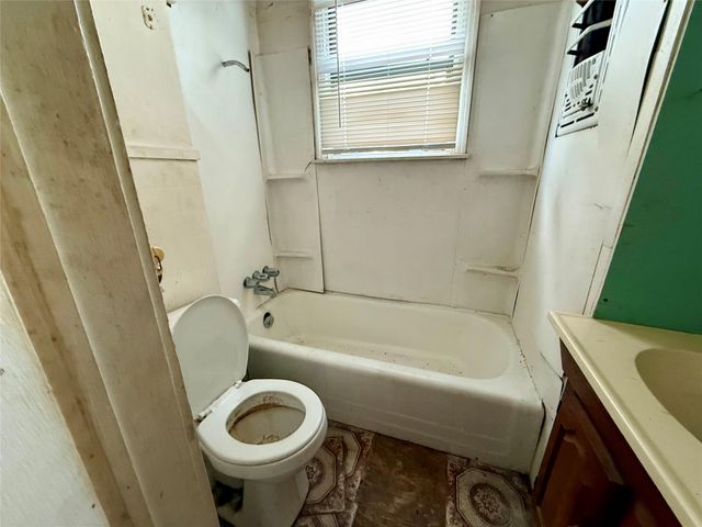 2405 Mann Street, Houston, TX 77093