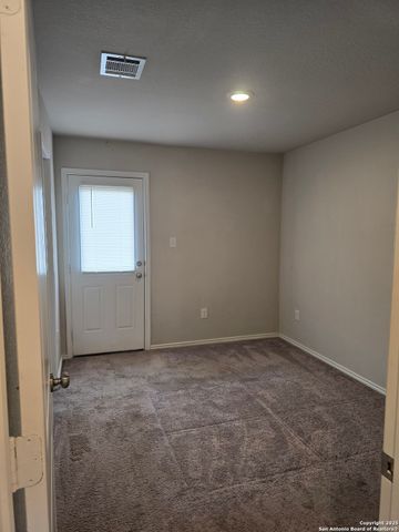 7503 Silos Trail, San Antonio, TX 78252