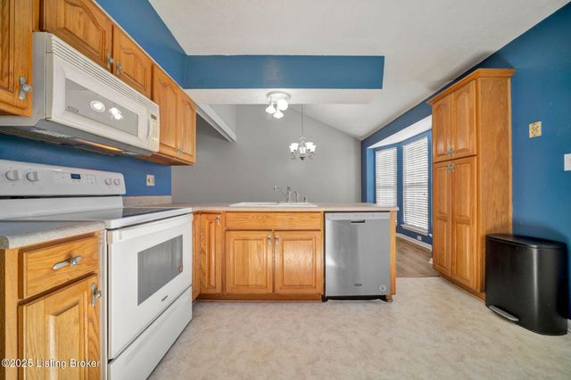 1401 Brooks Hill Rd, Brooks, KY 40109