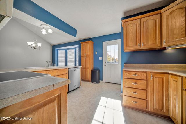 1401 Brooks Hill Rd, Brooks, KY 40109