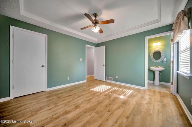 1401 Brooks Hill Rd, Brooks, KY 40109