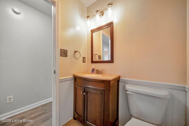 1401 Brooks Hill Rd, Brooks, KY 40109