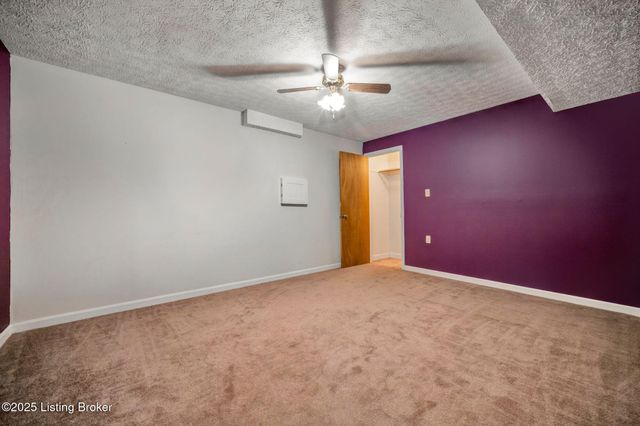 1401 Brooks Hill Rd, Brooks, KY 40109