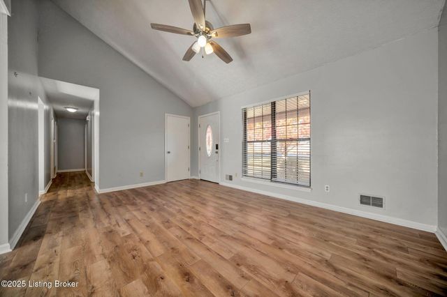 1401 Brooks Hill Rd, Brooks, KY 40109