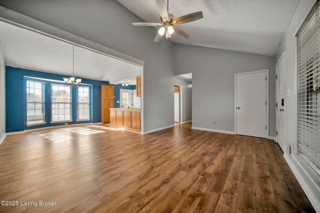 1401 Brooks Hill Rd, Brooks, KY 40109