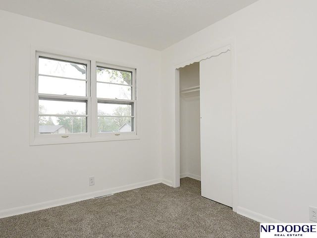 5020 S 80 Street, Ralston, NE 68127