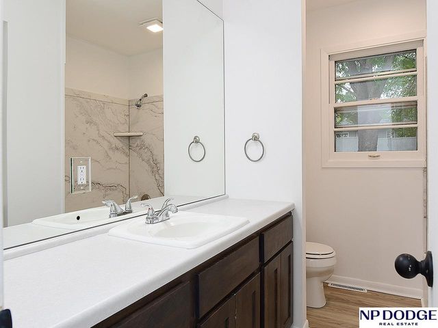 5020 S 80 Street, Ralston, NE 68127