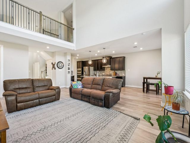 2505 Hatton Terrace Lane, Pearland, TX 77089