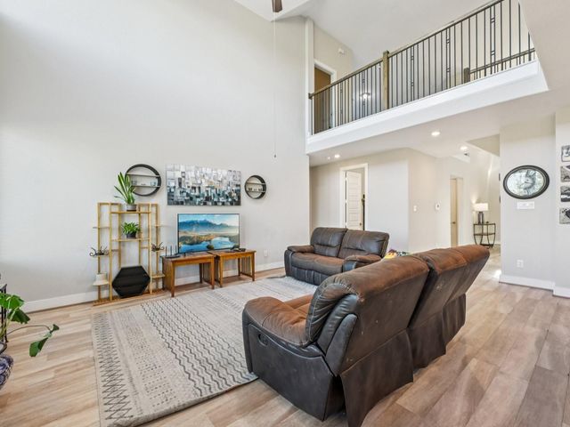 2505 Hatton Terrace Lane, Pearland, TX 77089