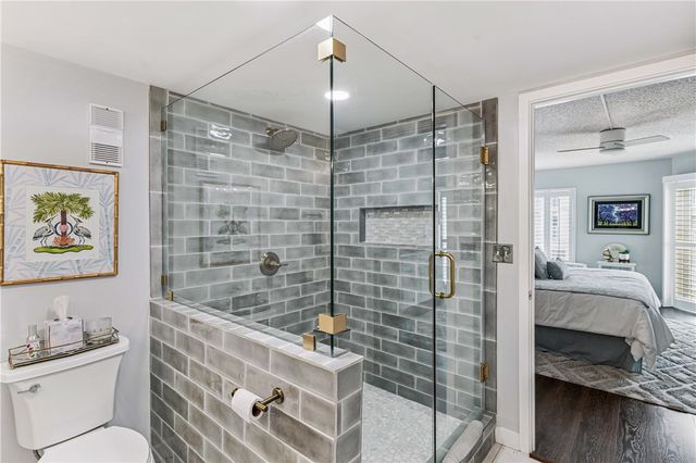 1440 Ocean Blvd 215, St Simons Island, GA 31522