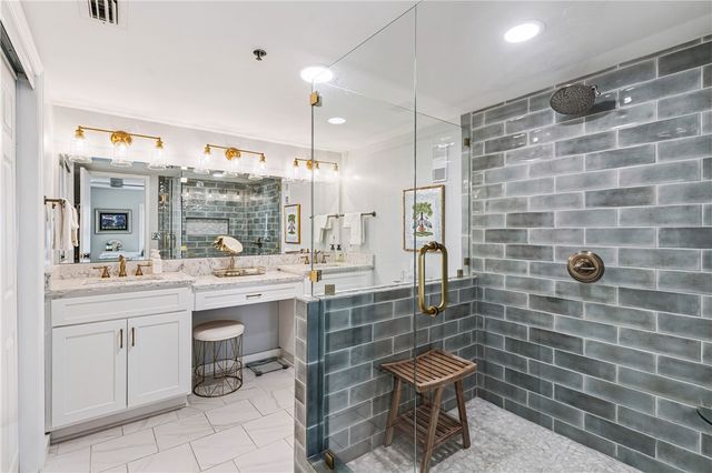 1440 Ocean Blvd 215, St Simons Island, GA 31522