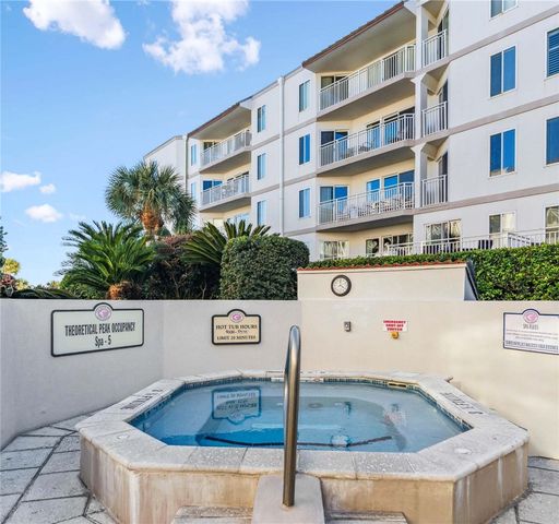 1440 Ocean Blvd 215, St Simons Island, GA 31522