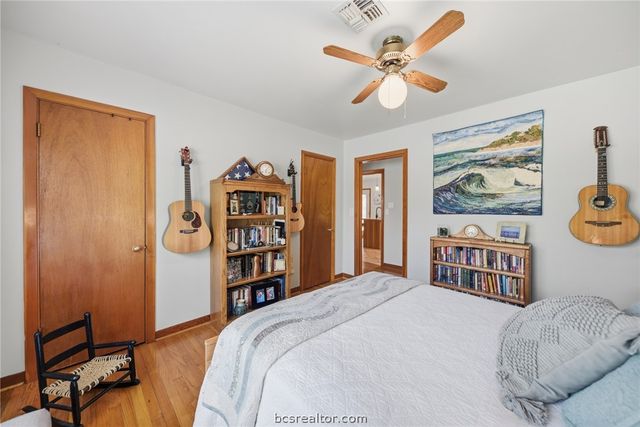 1607 South Chappell Hill Street, Brenham, TX 77833