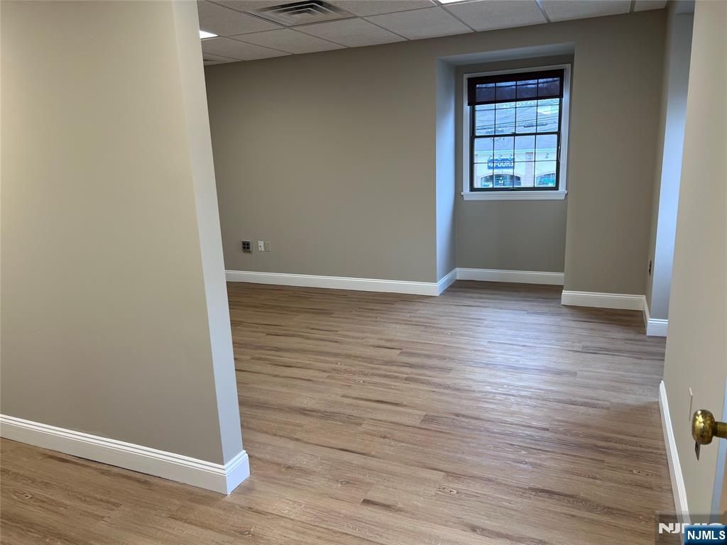 555 Goffle Road 204, Ridgewood, NJ 07450