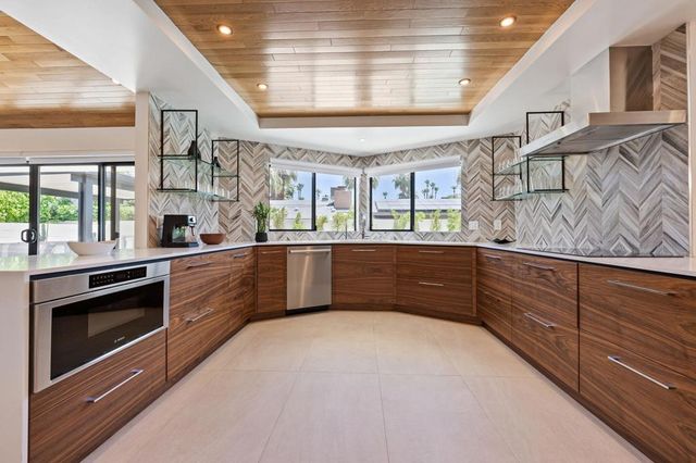 2040 S Chico Drive, Palm Springs, CA 92264