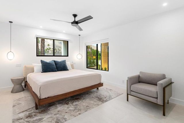 2040 S Chico Drive, Palm Springs, CA 92264