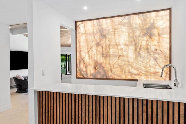 2040 S Chico Drive, Palm Springs, CA 92264