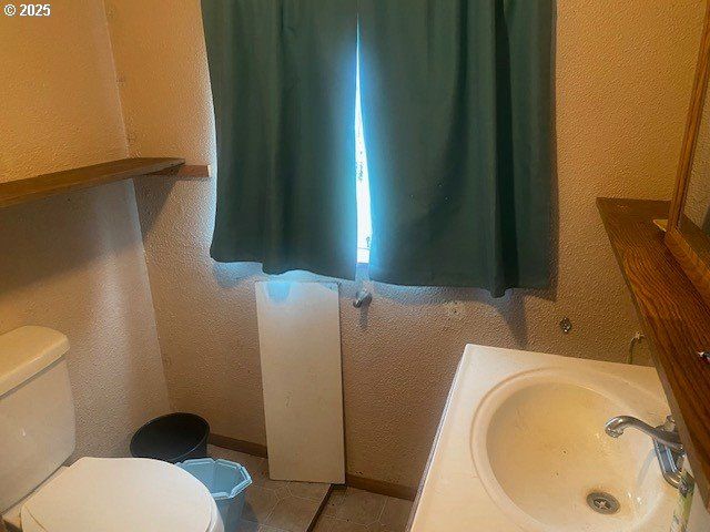 7858 NONPAREIL Rd, Sutherlin, OR 97479