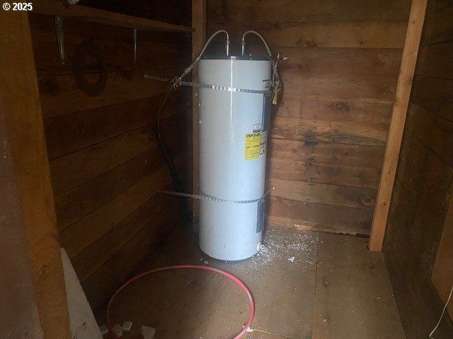 7858 NONPAREIL Rd, Sutherlin, OR 97479