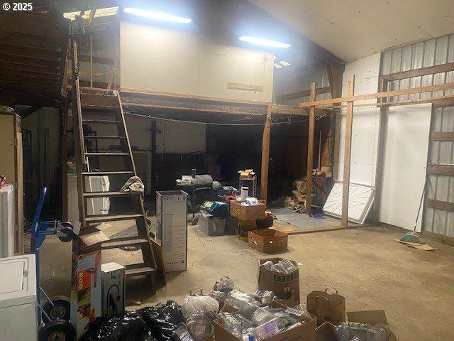 7858 NONPAREIL Rd, Sutherlin, OR 97479