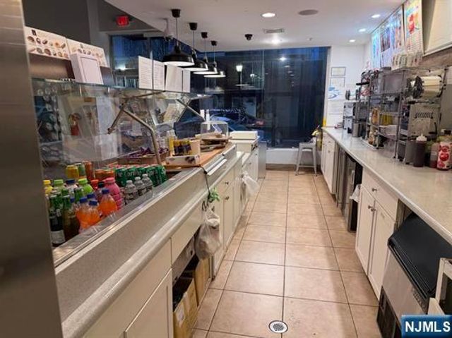 2300 Summit Avenue, Union City, NJ 07087