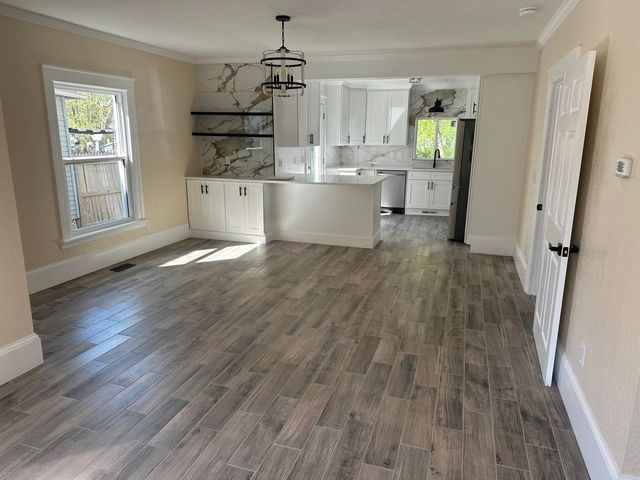 556 Cooper Street, Jackson, MI 49201