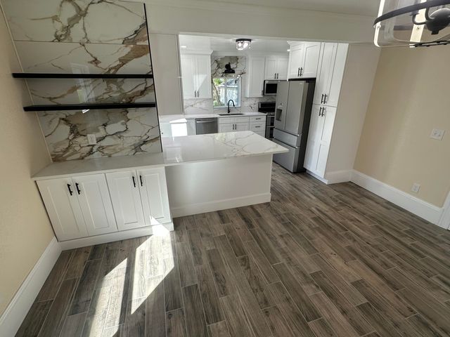 556 Cooper Street, Jackson, MI 49201