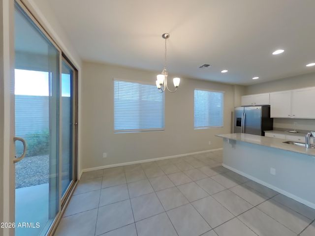 8627 E PERALTA Avenue, Mesa, AZ 85212