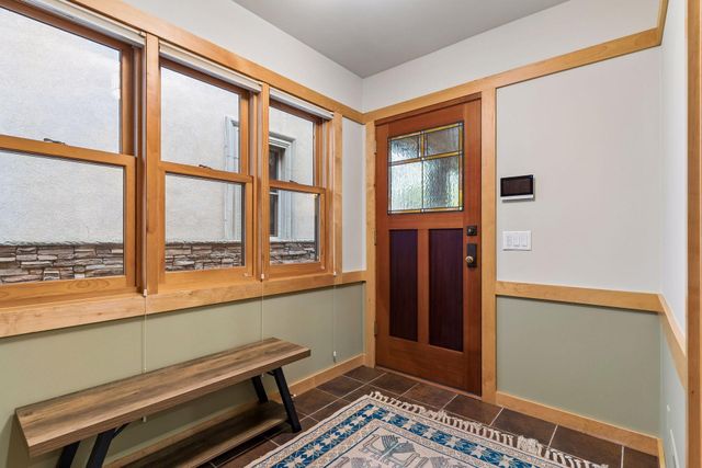 2305 Newton Avenue S, Minneapolis, MN 55405