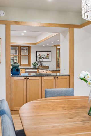 2305 Newton Avenue S, Minneapolis, MN 55405