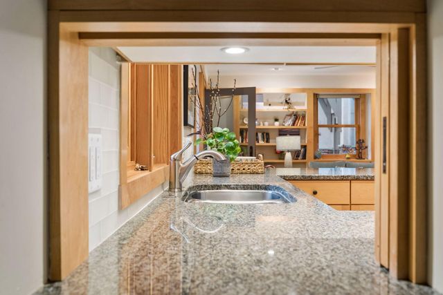 2305 Newton Avenue S, Minneapolis, MN 55405