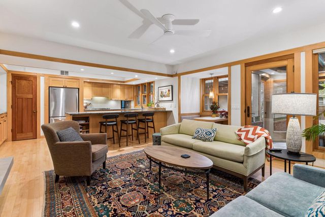 2305 Newton Avenue S, Minneapolis, MN 55405