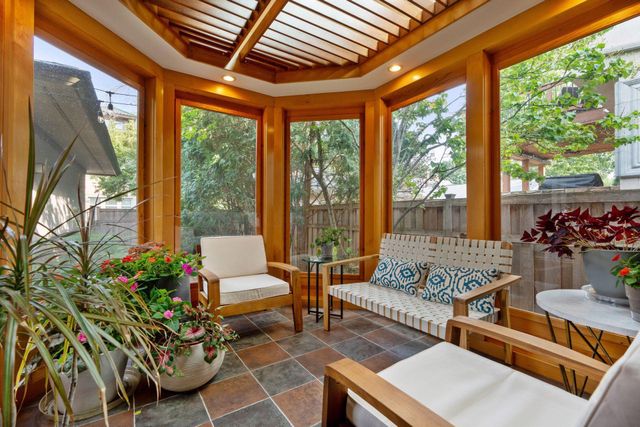 2305 Newton Avenue S, Minneapolis, MN 55405