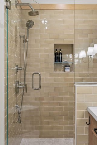 2305 Newton Avenue S, Minneapolis, MN 55405