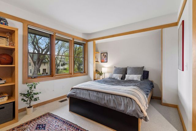 2305 Newton Avenue S, Minneapolis, MN 55405