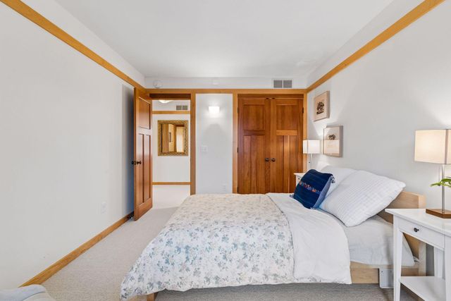 2305 Newton Avenue S, Minneapolis, MN 55405