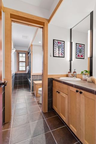 2305 Newton Avenue S, Minneapolis, MN 55405