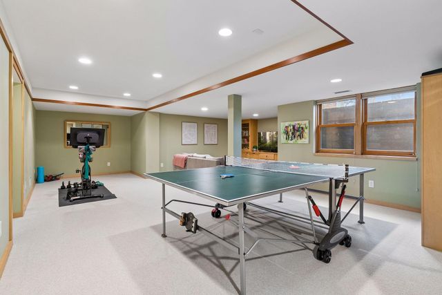 2305 Newton Avenue S, Minneapolis, MN 55405