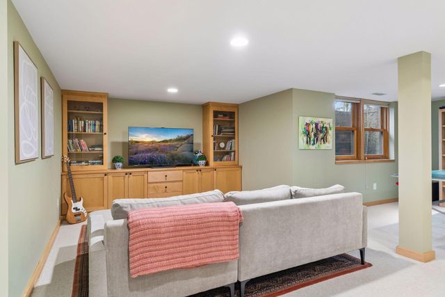 2305 Newton Avenue S, Minneapolis, MN 55405