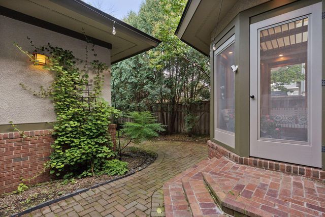 2305 Newton Avenue S, Minneapolis, MN 55405